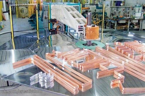 При строительстве или проведении ремонтных работ часто возникает необходимость согнуть трубу. 07