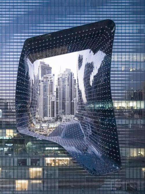 Этот отель в Дубае - очередной проект от Zaha Hadid Architects. 01