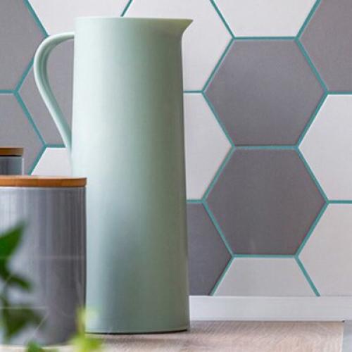 Цветная затирка для плитки - оригинальное решение, которое положительно скажется на общем виде вашей кухни и ванной. 01