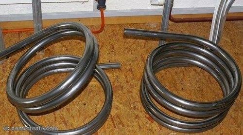 При строительстве или проведении ремонтных работ часто возникает необходимость согнуть трубу. 03