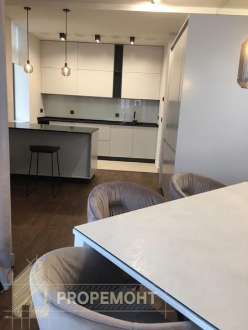 Квартира - студия большой площади. 05