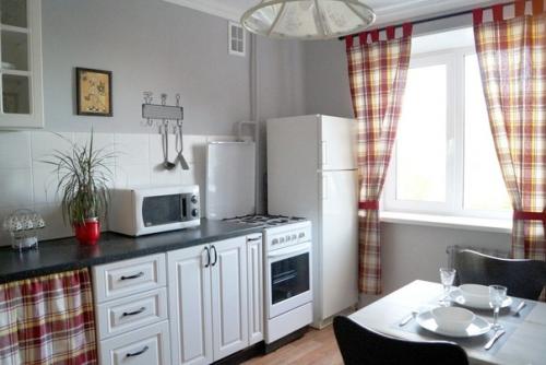 Бюджет на ремонт этой двухкомнатной квартиры минимальный 100-120 тысяч был. 01