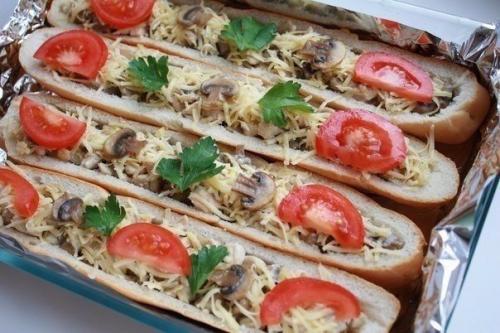 Багет, фаршированный курочкой и грибами. 04