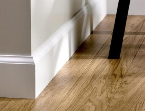 Как избежать дефектов при монтаже плинтуса без запили. 5 частых ошибок, допускаемых при установке напольного плинтуса